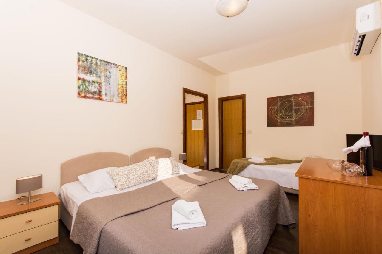 Rooms Villa Liza Trogir Dış mekan fotoğraf